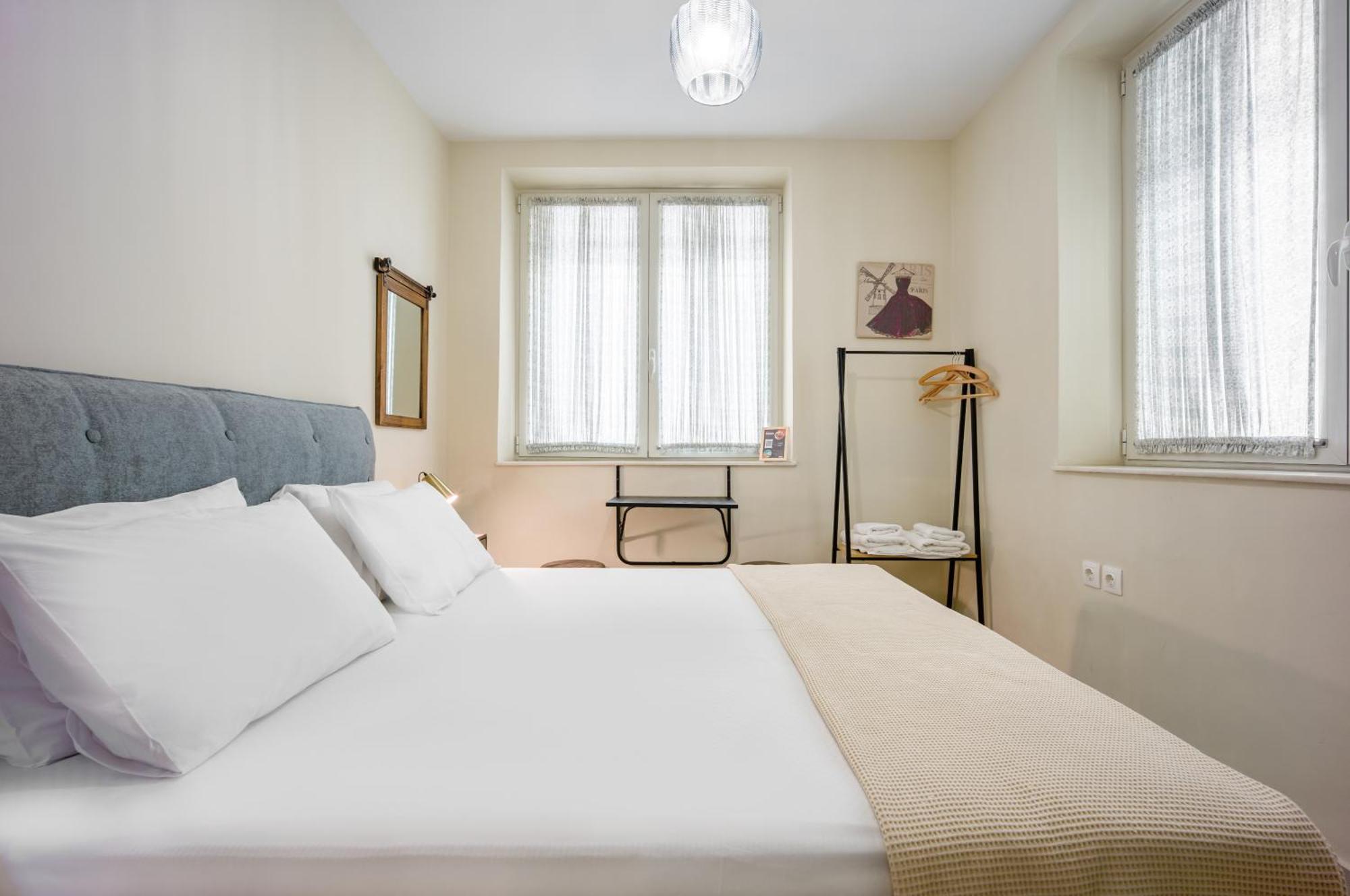 Bentzi...Boutique Apartment 1, Classic Double with kitchenette, 2 Guests Athènes Extérieur photo